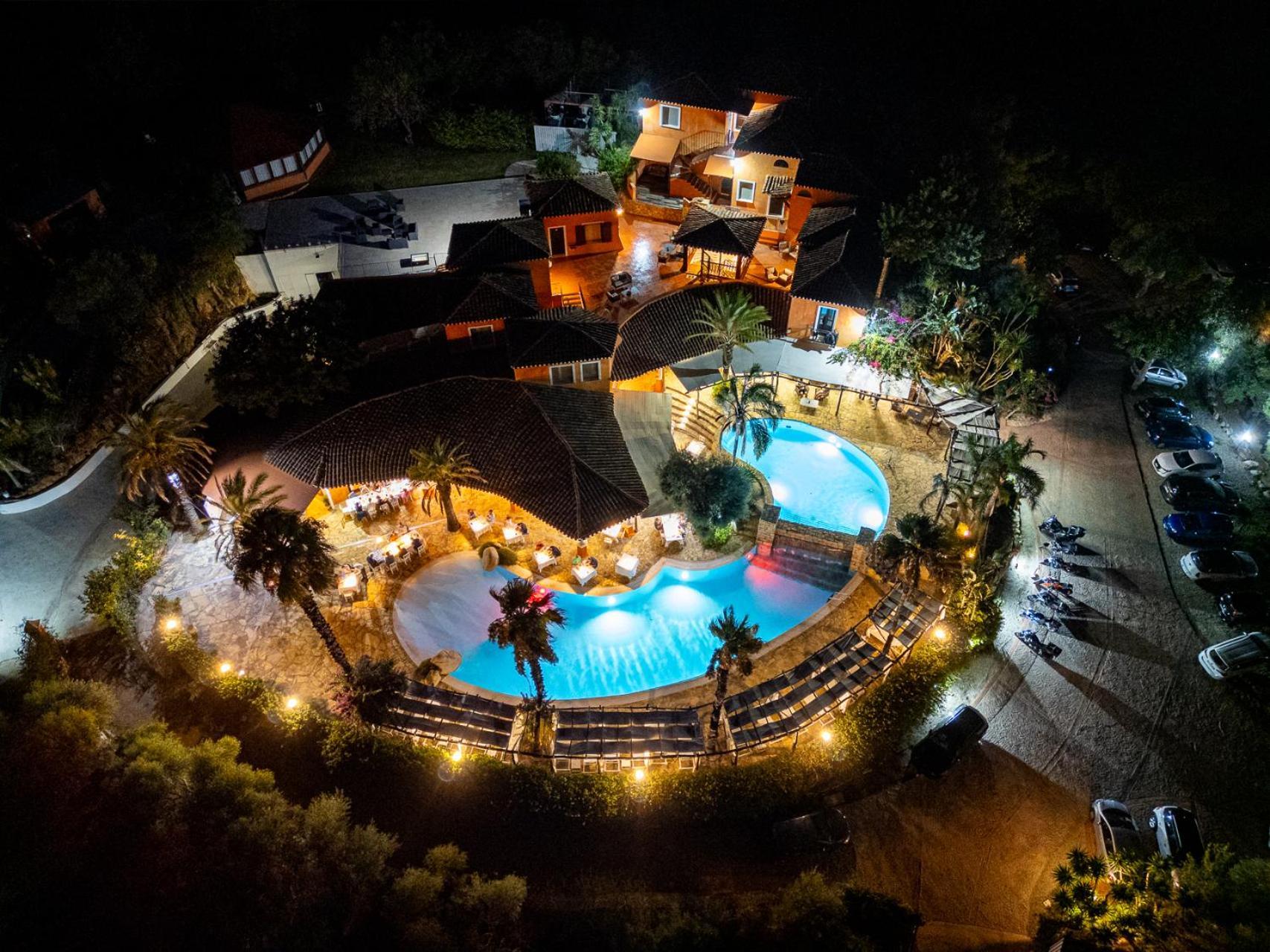 Felix Hotels - Galanias Hotel & Retreat 바리사르도 외부 사진